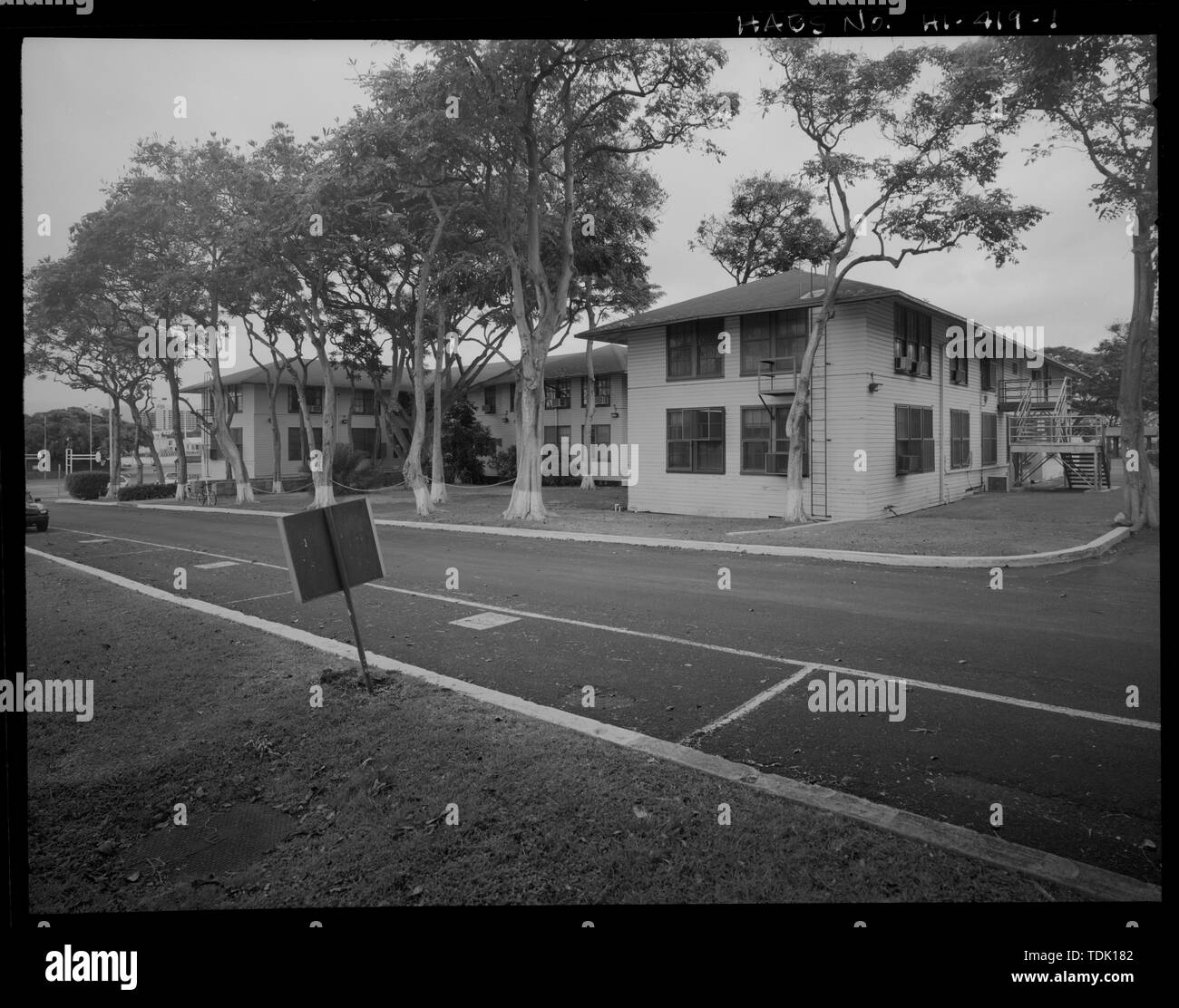 OBLIQUE VIEW OF THE SOUTH WING AND WEST (FRONT) SIDE, WITH WILLAMETTE