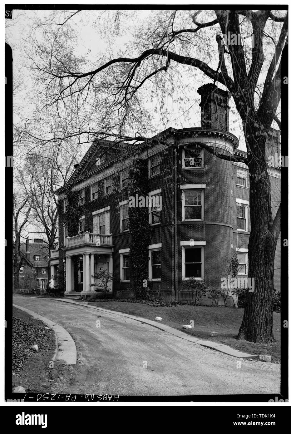 OBLIQUE VIEW, FRONT ELEVATION WITH THREE STORY ROUNDED BAY Wilson