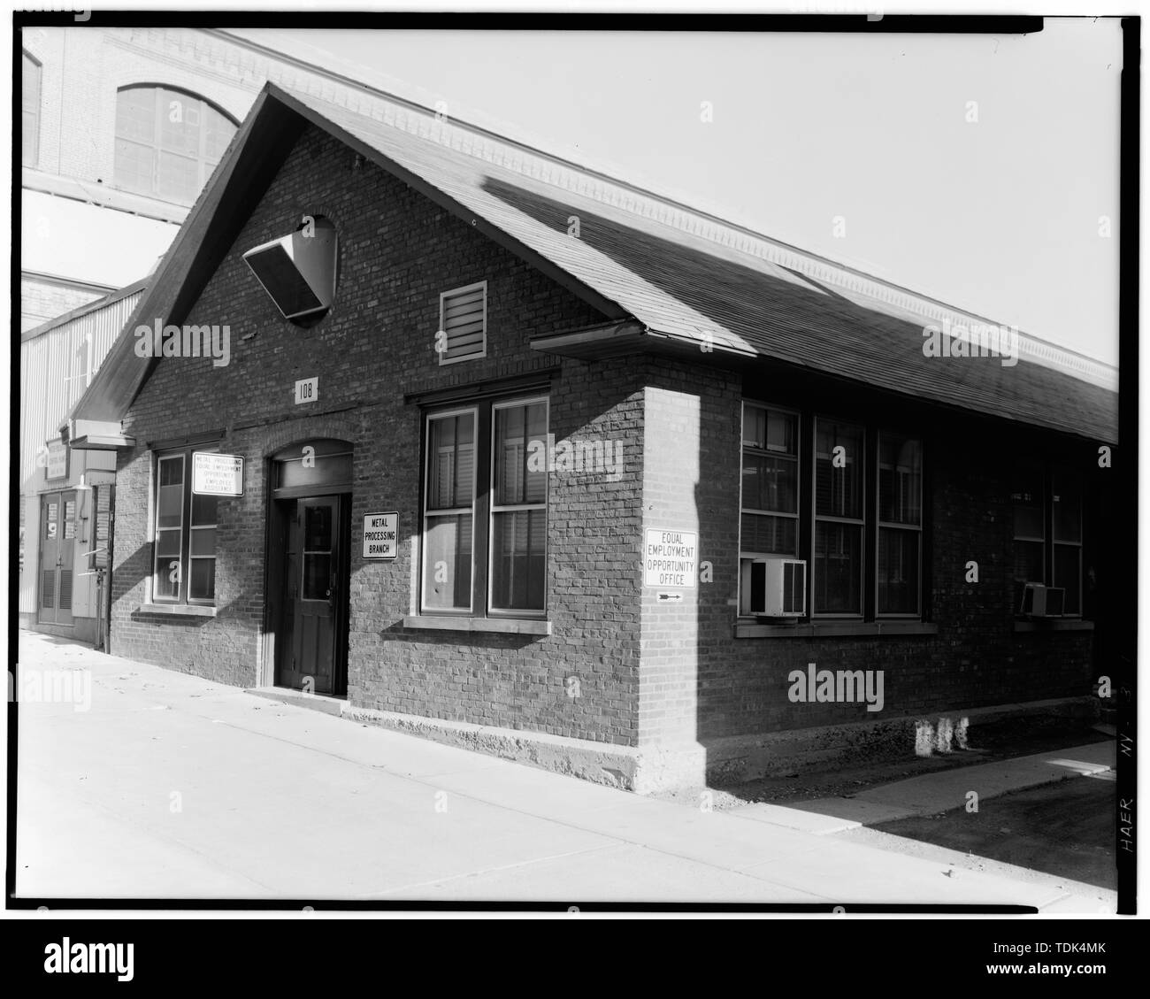 OPERATIONS MAINTENANCE OFFICE, 1890, LOOKING NORTH Watervliet Arsenal