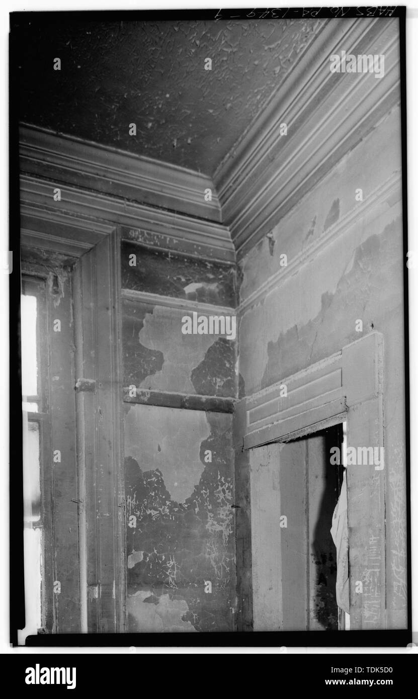 Original Trim Second Floor Front Samuel Neave House And Store