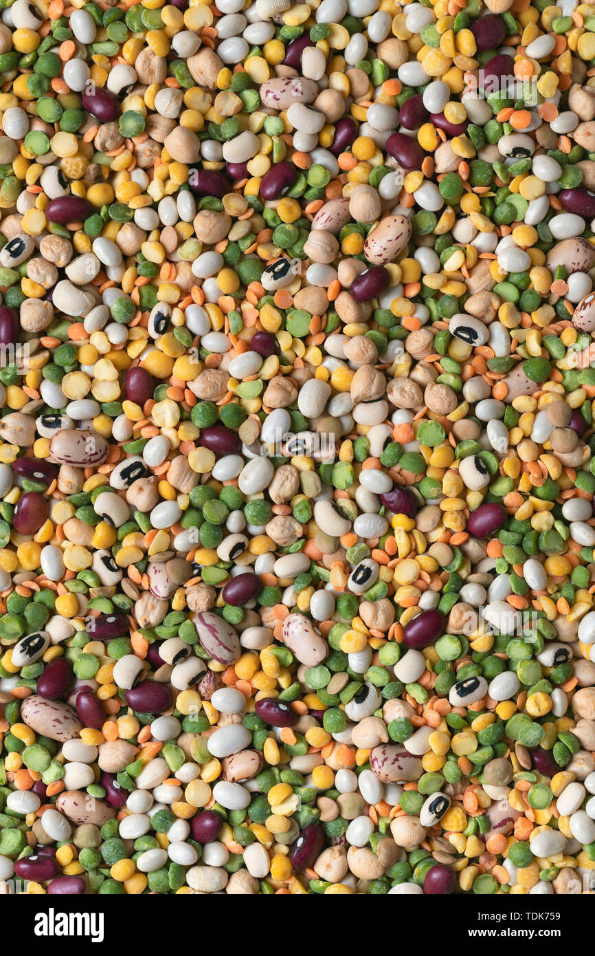 Background of split peas, lentils and dried beans Stock Photo Alamy