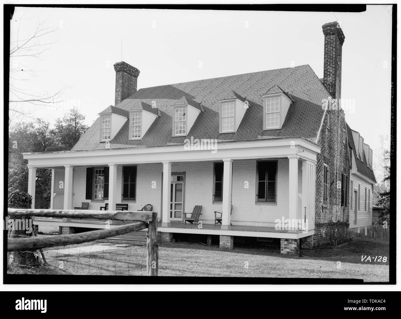  Old Mansion, State Route 2 vicinity, Bowling Green, Caroline County