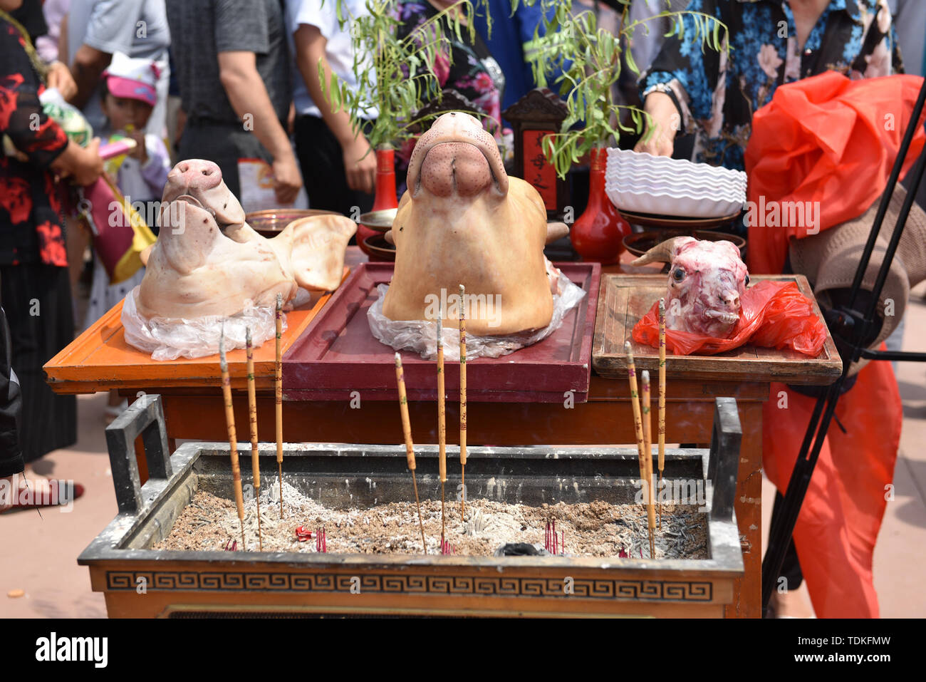 Shandong Shandong China 15th June 19 Shandong China A A June 15 19 Editorial Use Only China Out On May 13 Of The Lunar Calendar 34 Villagers Dressed In Han Chinese Clothing In