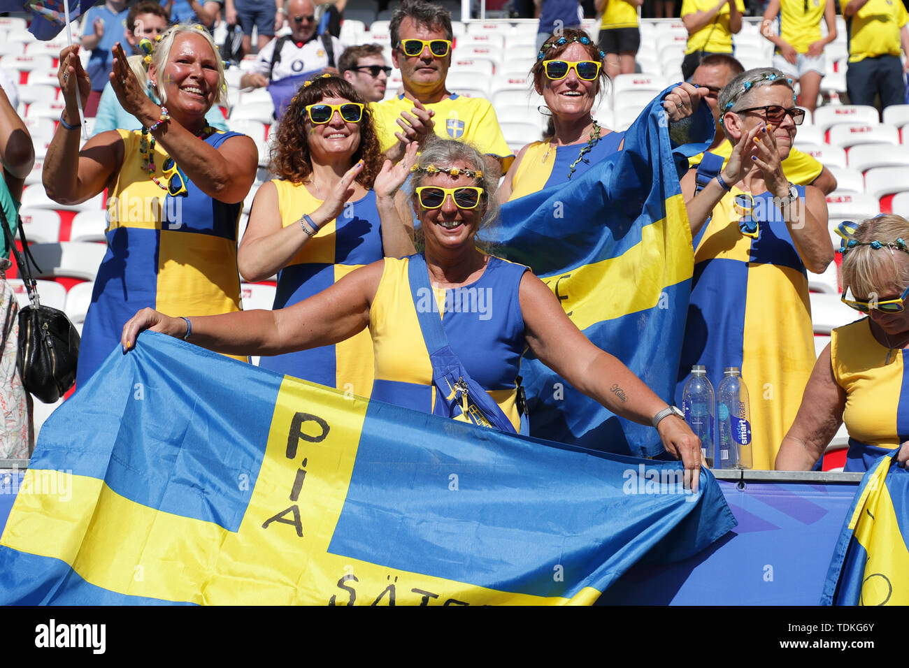 Nice, France. 16th June, 2019. Sweden fans Football/Soccer : Sweden Supporter after the FIFA Women's World Cup France 2019 group F match between Sweden and Thailand at Stade de Nice in Nice, France . Credit: AFLO/Alamy Live News Stock Photo