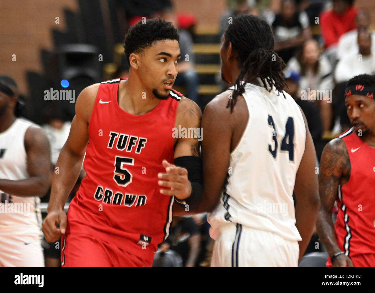 Tuff Crowd Power Forward Kenyon Martin Jr. (5) battles off a defender  during a Drew League basketball game, Saturday, June 15, 2019, in Los  Angeles. (Dylan Stewart/Image of Sport) Photo via Newscom