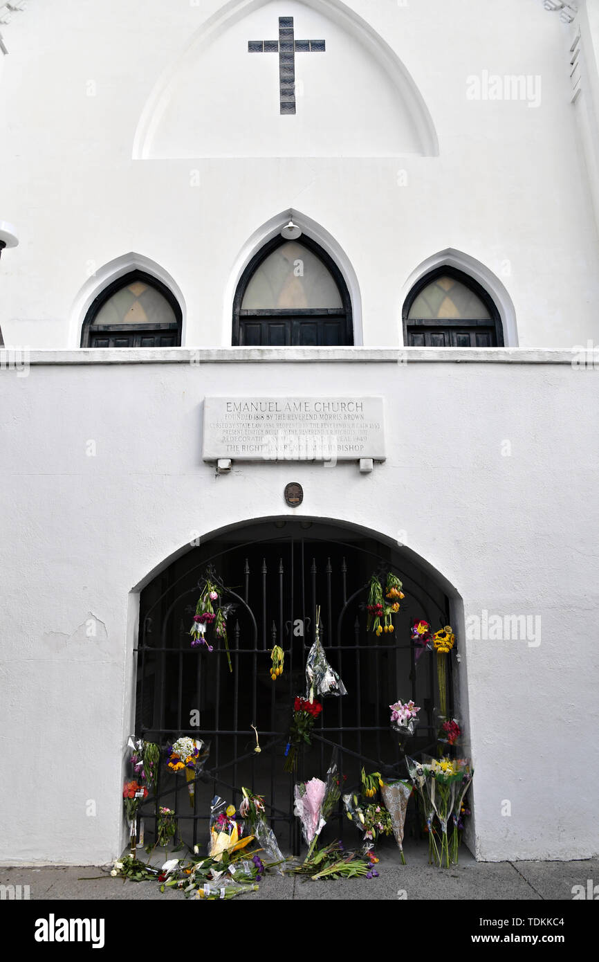 Charleston, United States. 17th June, 2019. Floral bouquets on the gate at the historic Mother Emanuel African Methodist Episcopal Church on the 4th anniversary of the mass shooting June 17, 2019 in Charleston, South Carolina. Nine members of the historically black congregation were gunned down during bible study by a white supremacist on June 17, 2015. Credit: Planetpix/Alamy Live News Stock Photo