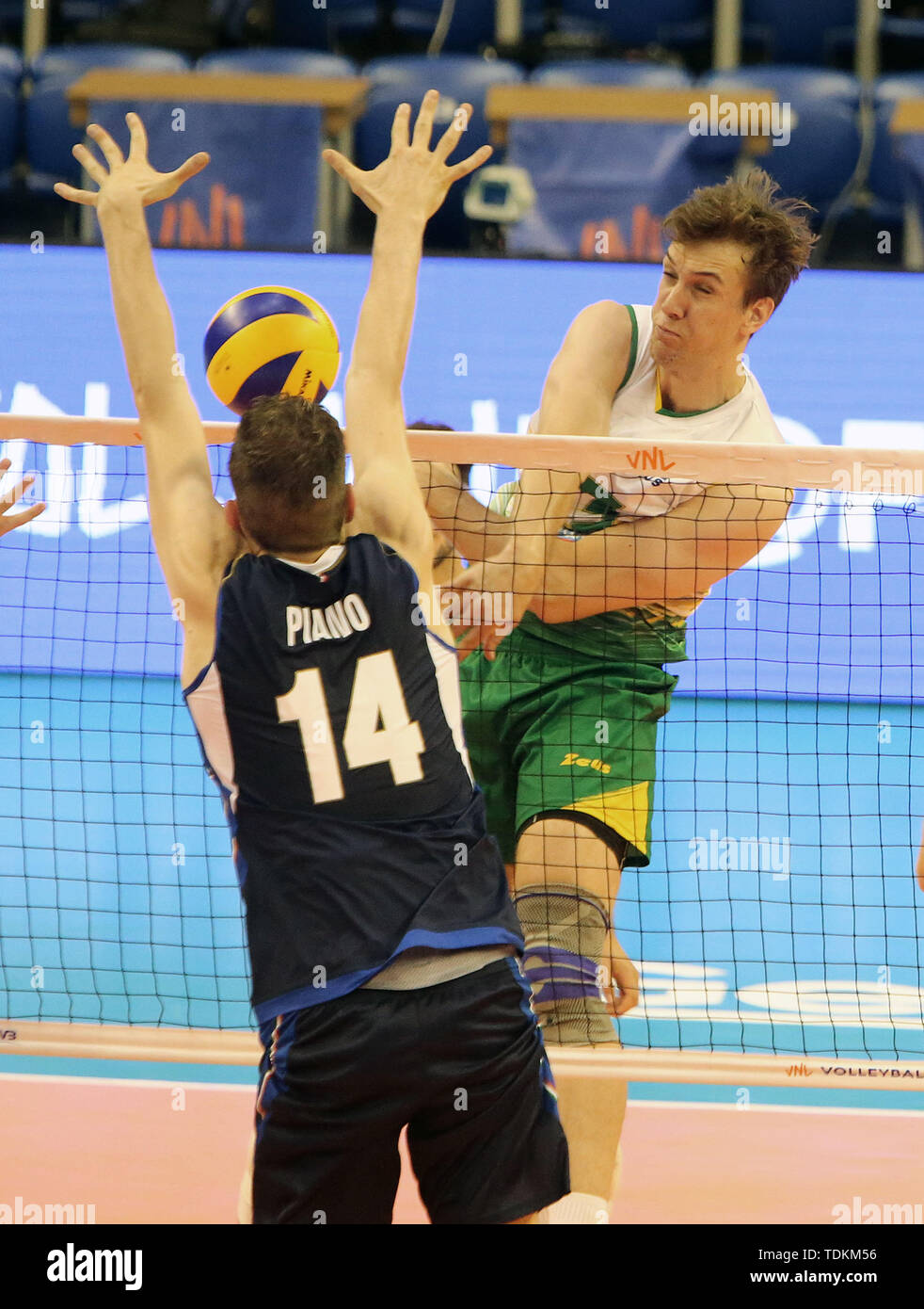 Varna Bulgaria 15th June 2019 In The Right James Weir Australia Mens Volleyball Nations League 2019 Week 3 Preliminary Round Italy Vs Australia Varna Bulgaria Palace Of Culture And Sports June 15 2019