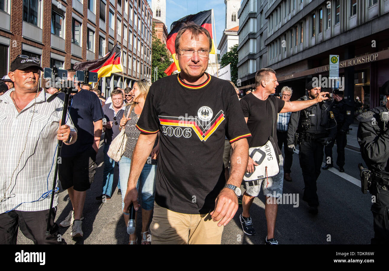 Munich, Bavaria, Germany. 17th June, 2019. MICHAEL STUERZENBERGER appearing at a Buergerbewegung Pax Europa far-right demonstration in Munich, Germany. Headed by the Verfassungsschutz (Secret Service) monitored Michael Stuerzenberger, the Buergerbewegung Pax Europa (Citizen Initiative Pax Europa) islamophobic group marched through the University area of Munich, Germany. Despite claiming to be for Judeo-Christian culture, the group had numerous known anti-semites, anti-semitic conspiracy theorists, and right-extremists among their 50 followers. Credit: ZUMA Press, Inc./Alamy Live News Stock Photo