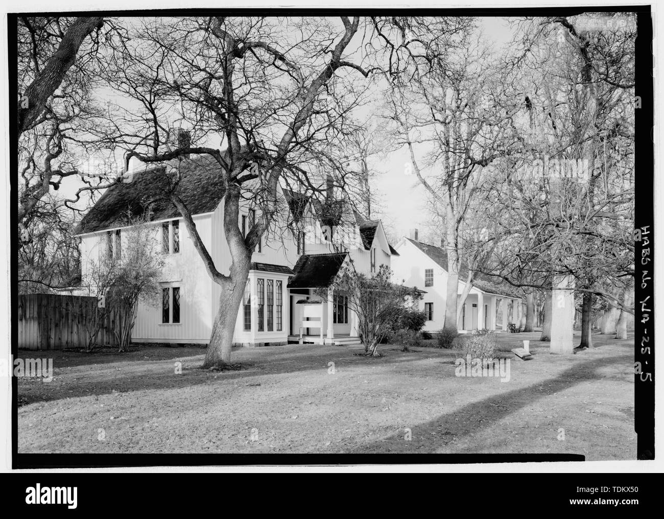 Oblique view of commandant's house, from the southeast - Fort Simcoe, Commandant's House and Blockhouse, Fort Simcoe Road, White Swan, Yakima County, WA; Schara, Mark, project manager; Price, Virginia Barrett, transmitter; Rosenthal, James, photographer Stock Photo