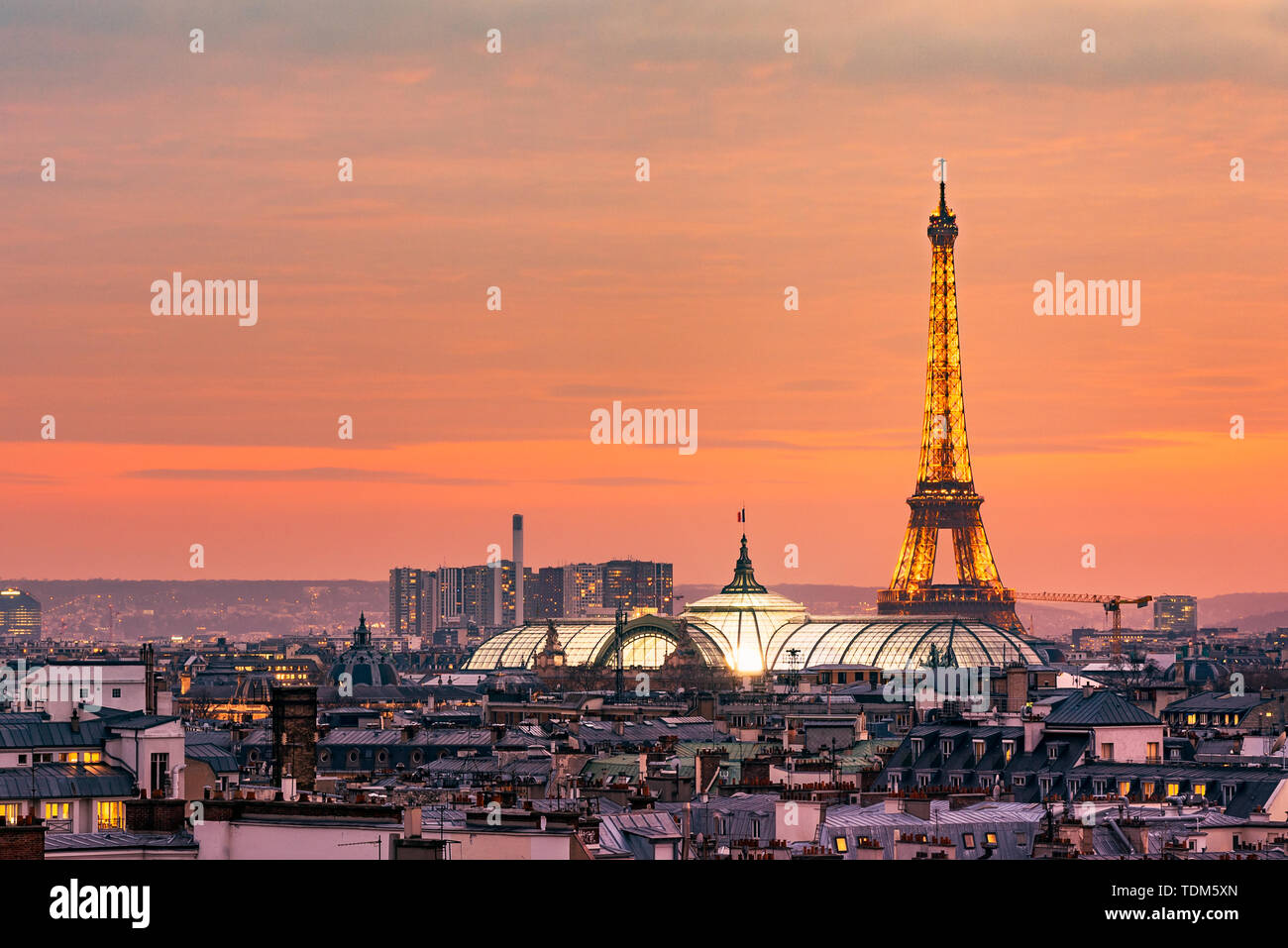 Eiffel Tower Sunset Bridges Hi res Stock Photography And Images Alamy eiffel-tower-sunset-bridges-hi-res-stock-photography-and-images-alamy