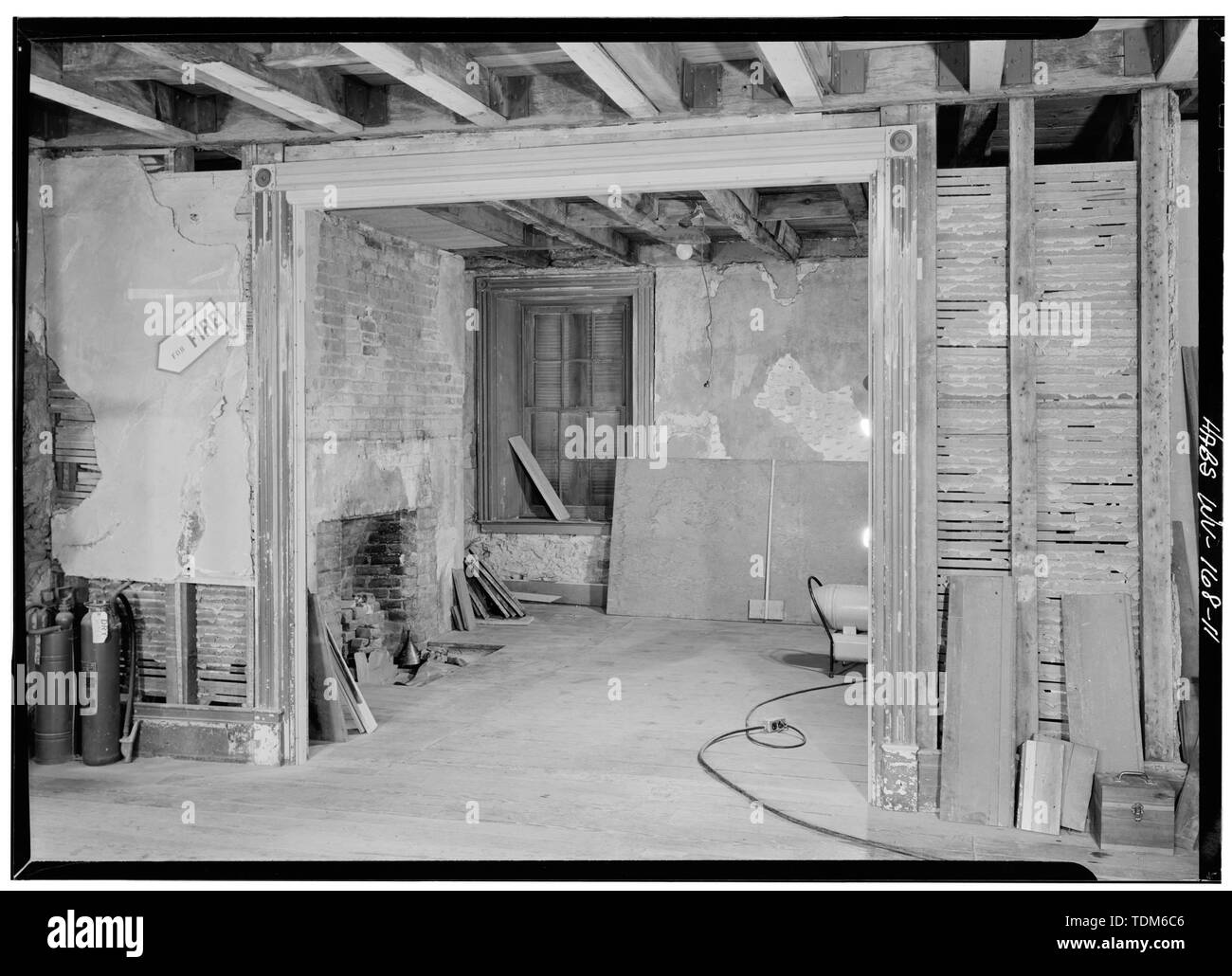 PERSPECTIVE VIEW OF DOOR OPENING SURROUNDS Harper House, Harpers