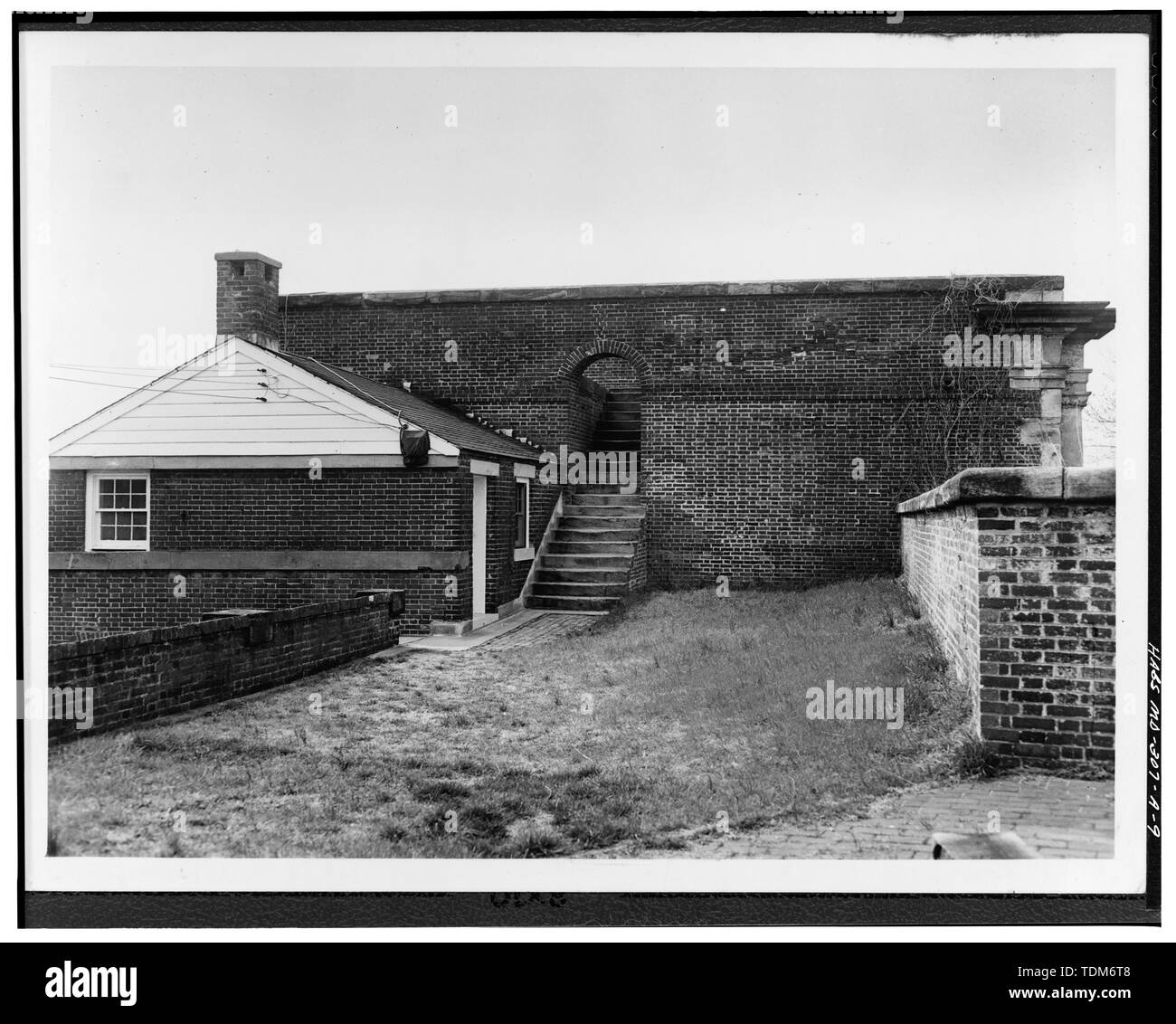 PERSPECTIVE VIEW OF EAST SIDE AT TERREPLEIN LEVEL Fort Washington