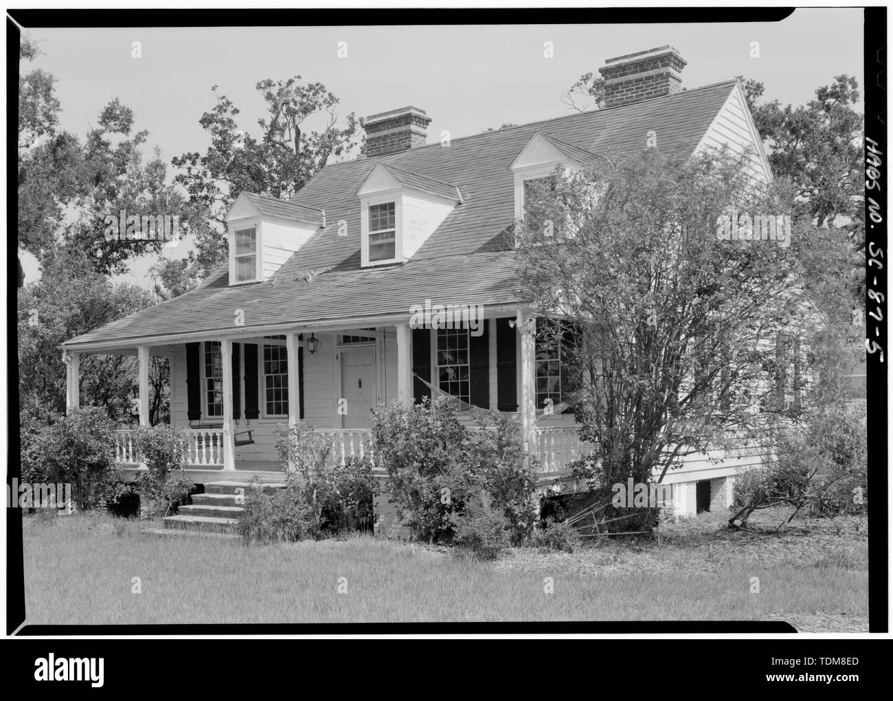 PERSPECTIVE VIEW OF SOUTH (FRONT), LOOKING NORTHWEST Snee Farm, 1240