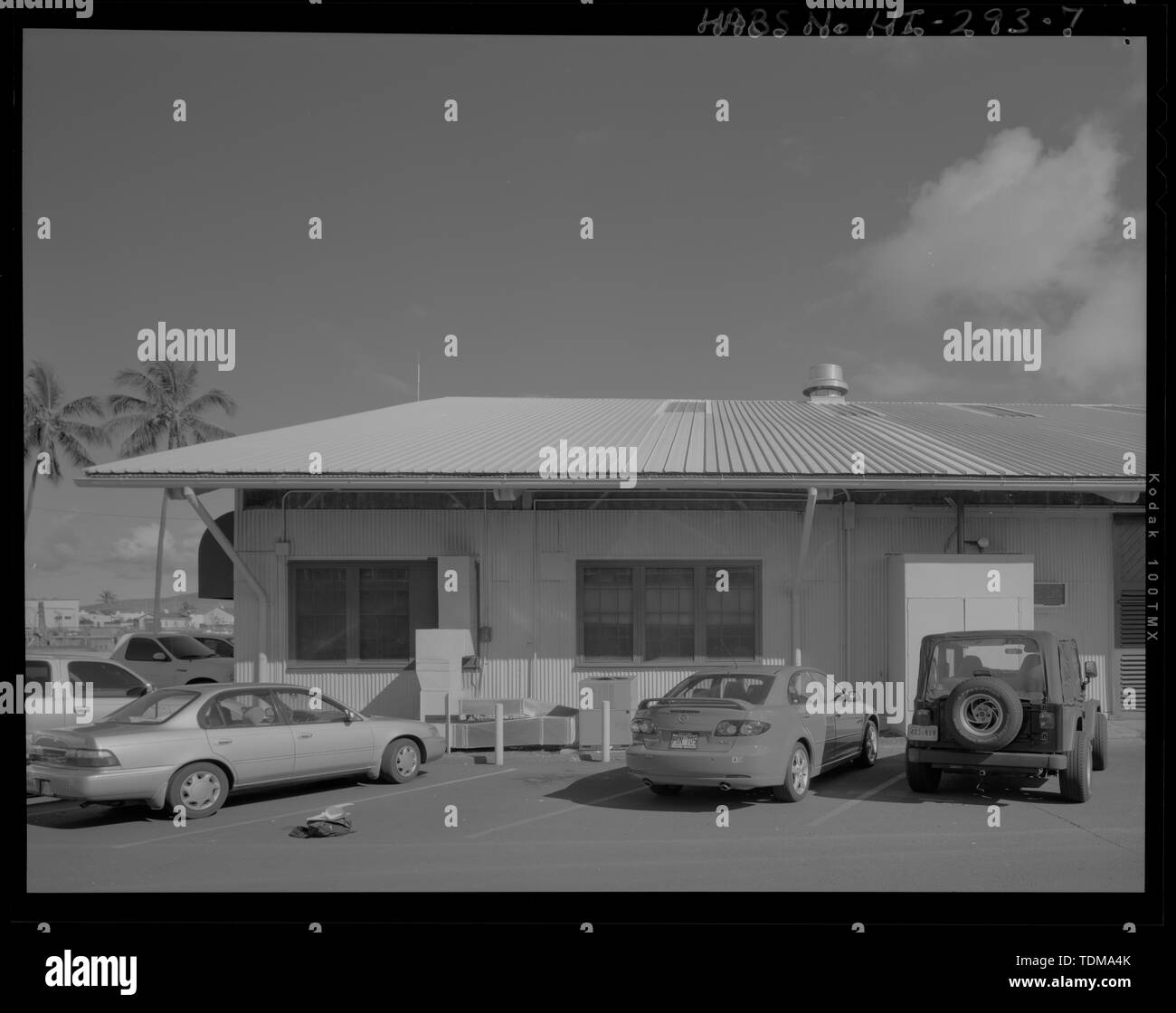 PARTIAL ELEVATION OF THE SOUTH SIDE SHOWING THE ORIGINAL DOUBLEHUNG