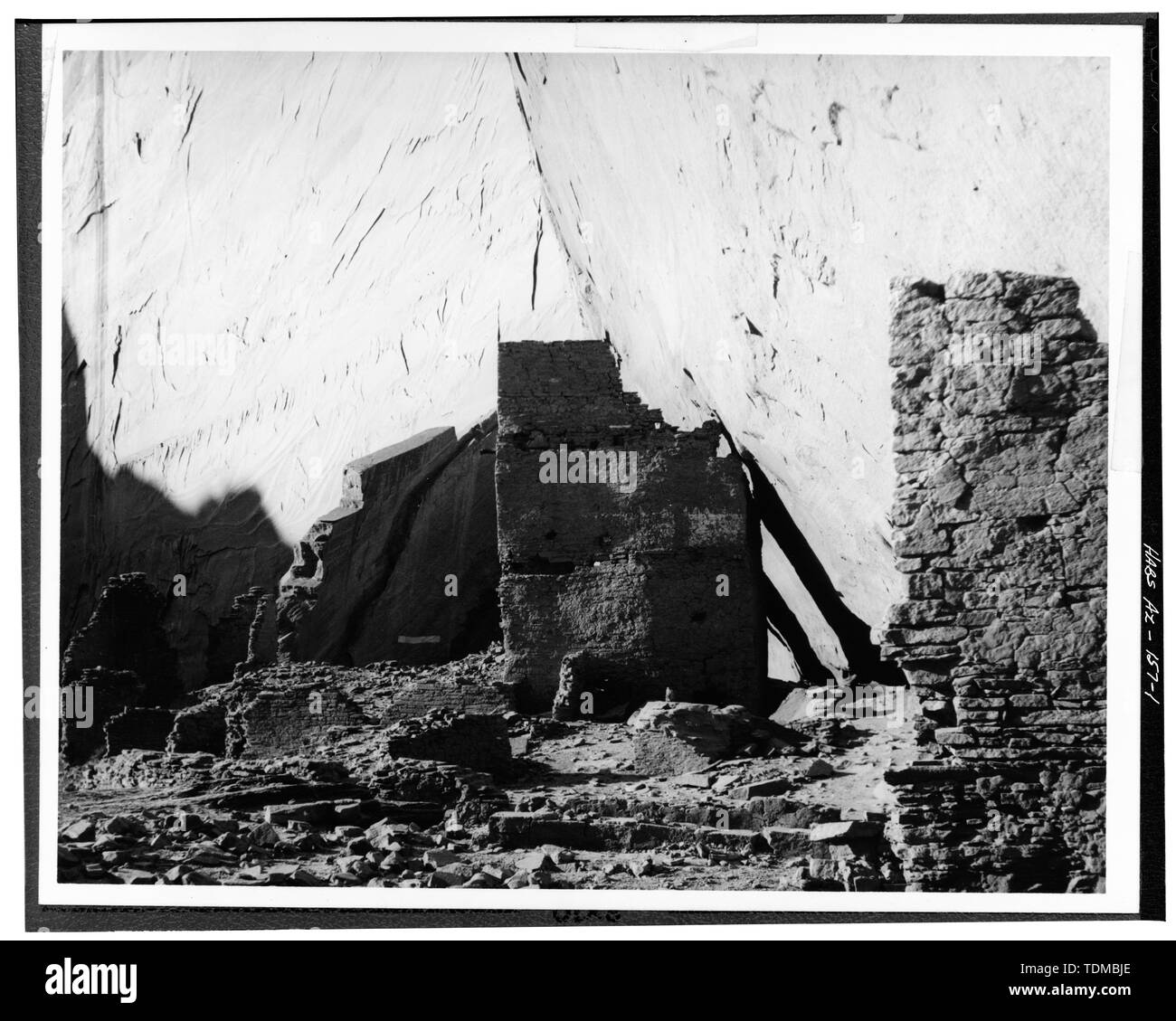 PERSPECTIVE VIEW (WEST) TOWARD RUIN Antelope House Ruin, Canyon del