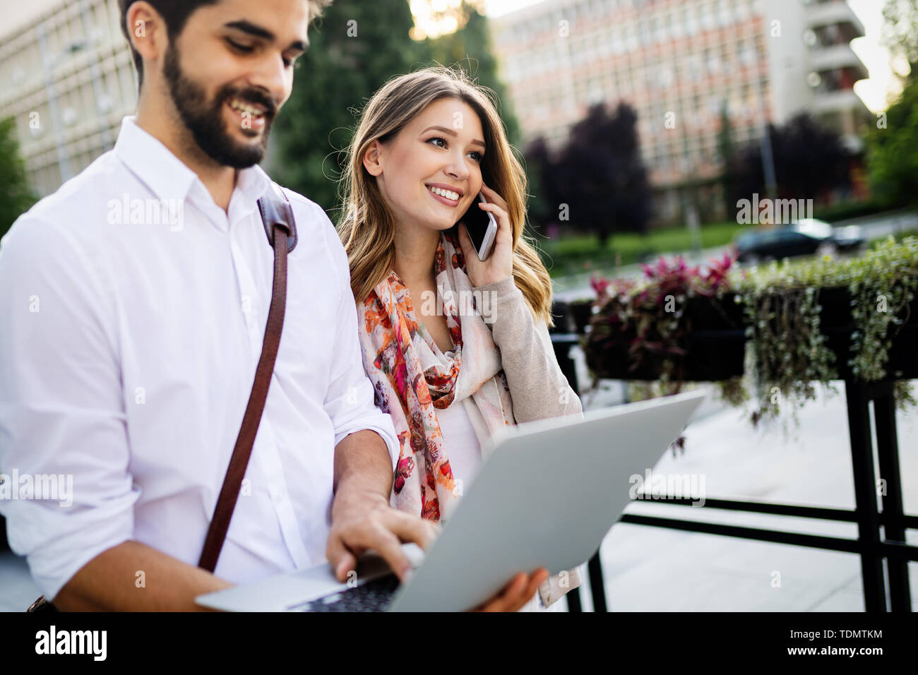 Business people talking concept hi-res stock photography and images - Alamy