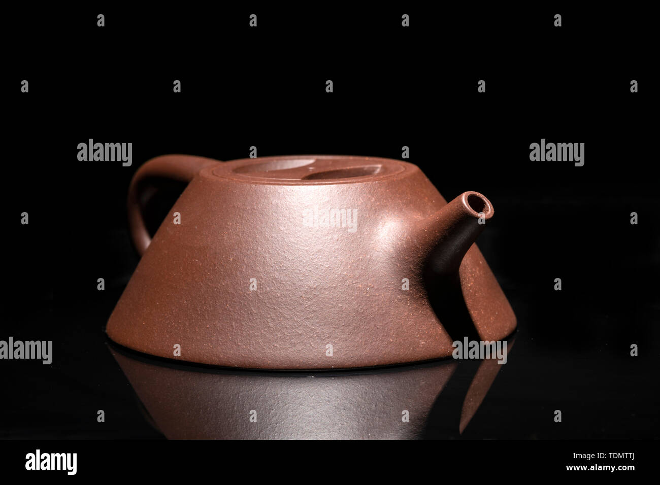purple sand tea set Stock Photo - Alamy