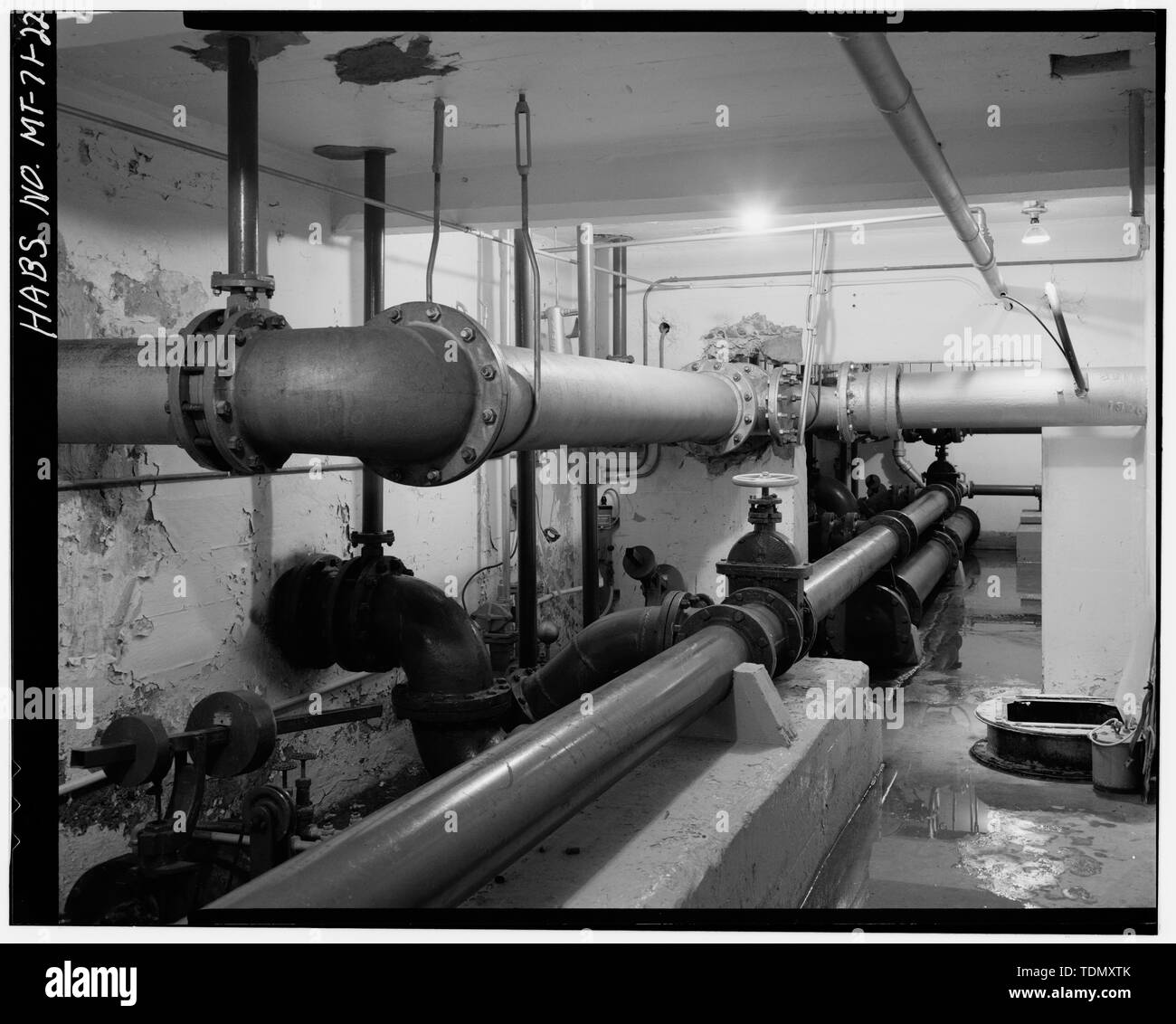 PIPE GALLERYPIPE FEEDING RAW WATER TO FILTERS ONE AND TWO. LOWER PIPE