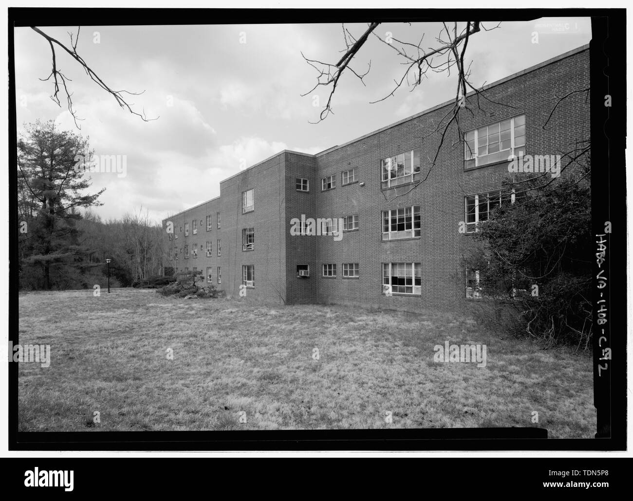 Perspective view of east facade, east wing, from northeast - Blue Ridge ...