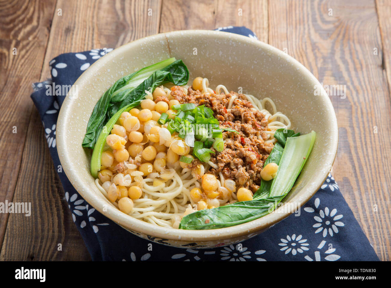 Bean soy noodles Stock Photo Alamy