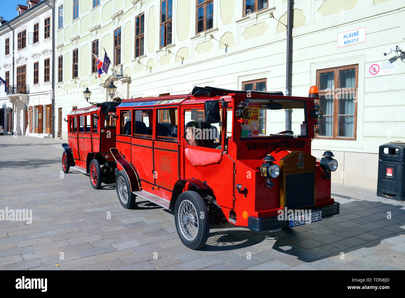 Bus fuer Stadtrundfahrten, Bratislava, Slowakei Stock Photo