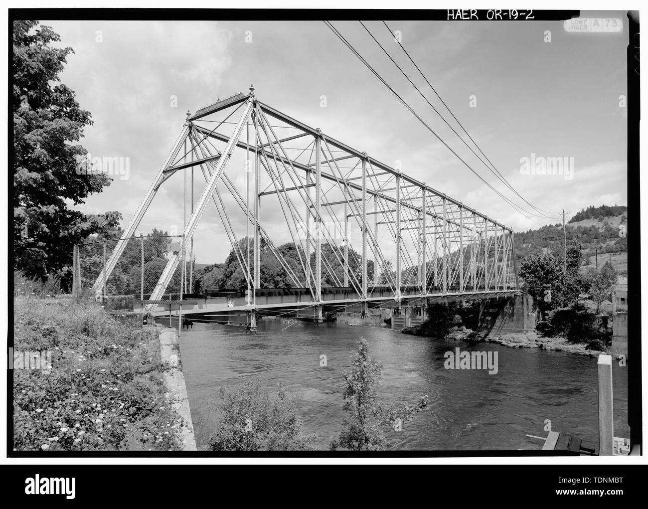 Perspective view from southwest Hayden Bridge, Spanning McKenzie