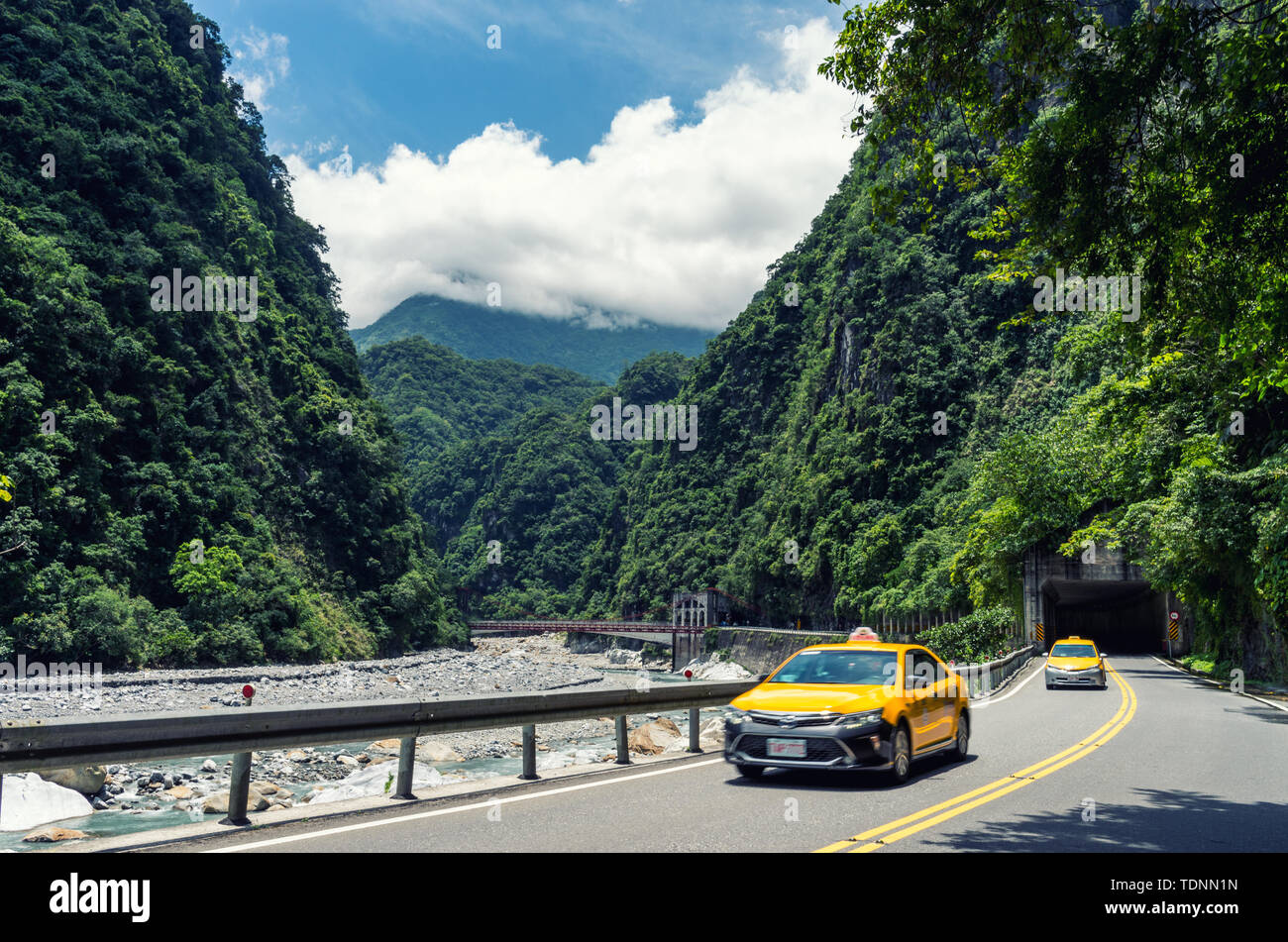 Majestic taroko national park hi-res stock photography and images - Alamy
