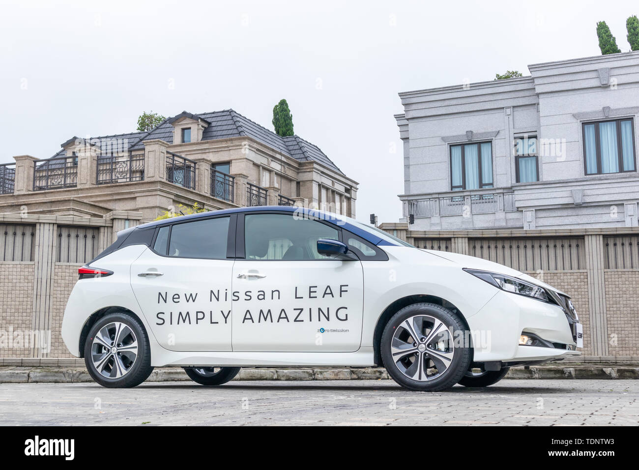 Nissan leaf test drive deals