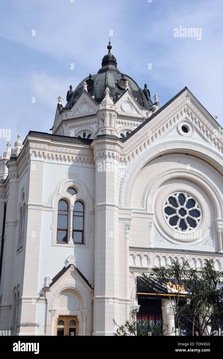 tálca Egyébként Komolyan hódmezővásárhelyi zsinagóga ablaka gyengíti  Szőnyeg Ellenzék