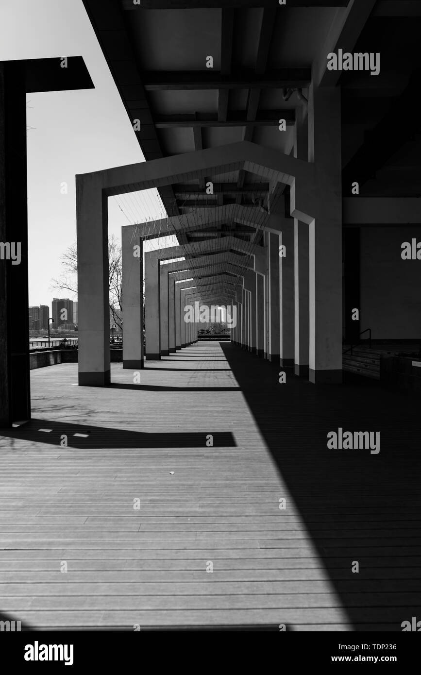 Empty trail Black and White Stock Photos & Images - Alamy