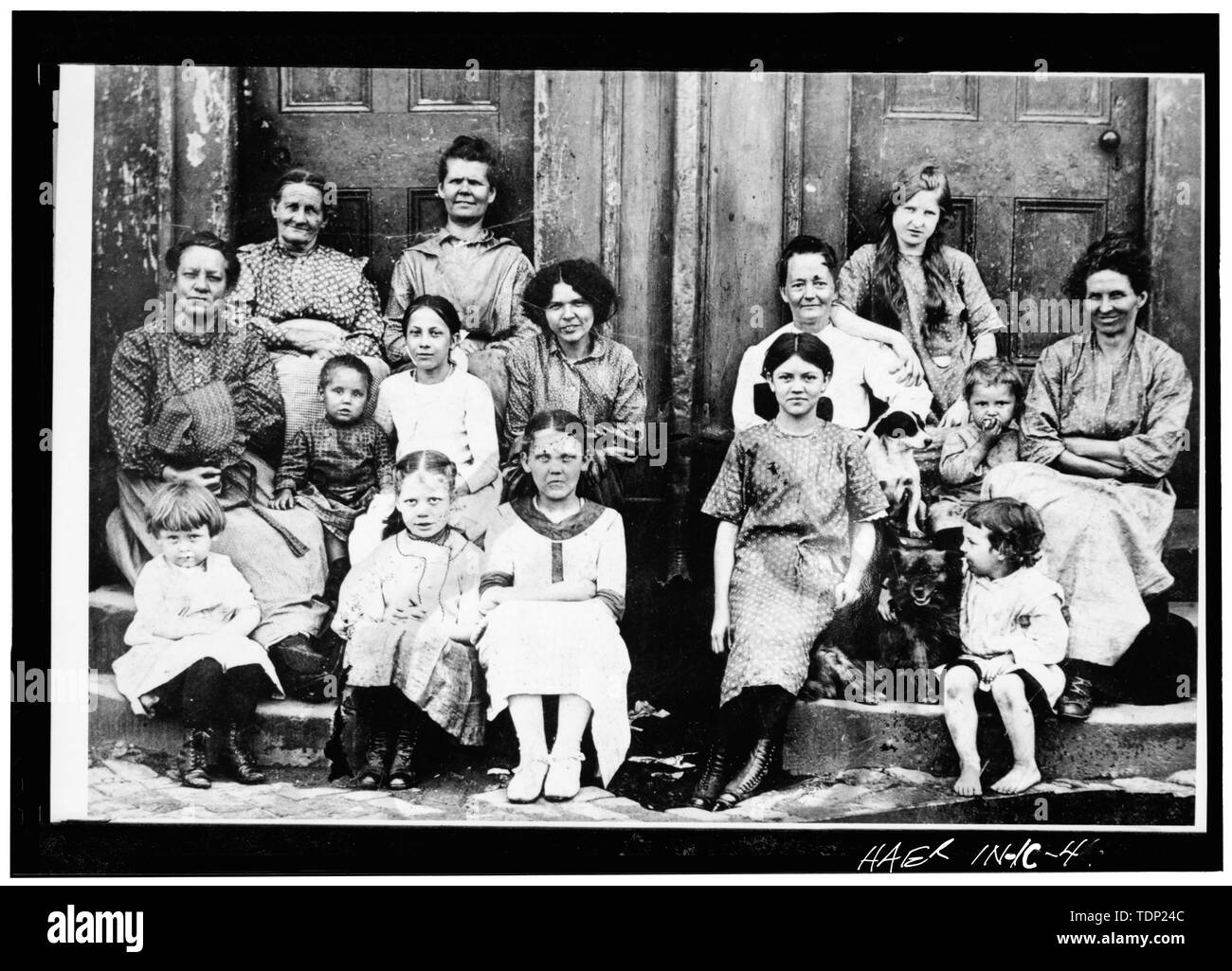 Mill workers housing hires stock photography and images Alamy