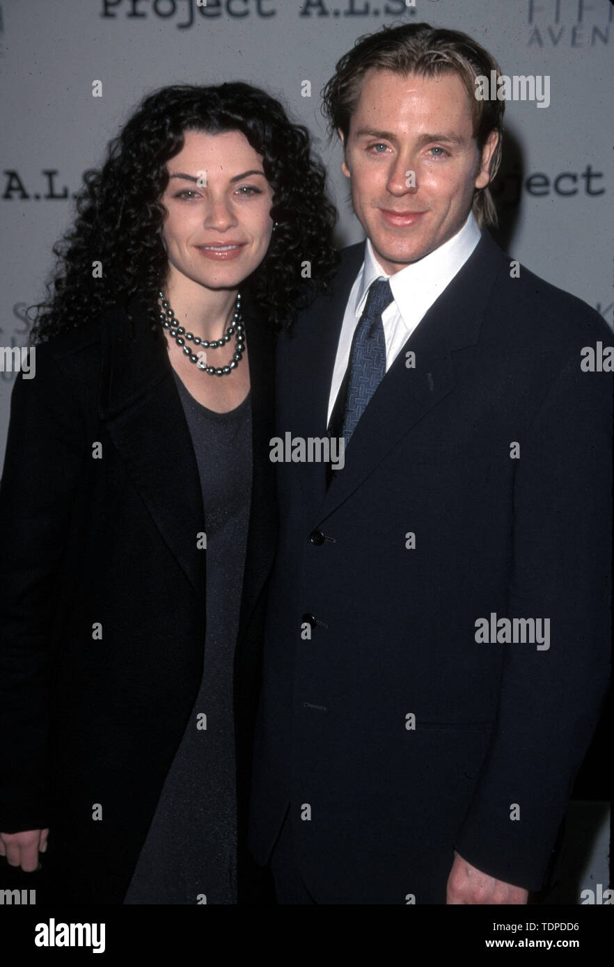 Julianna Margulies And Ron Eldard