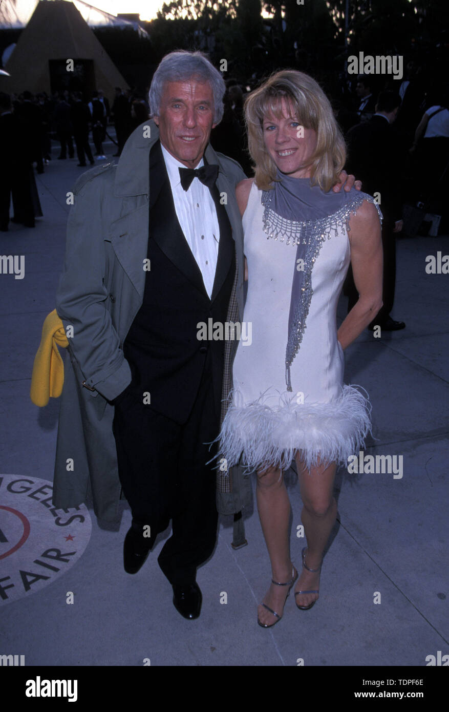 Burt bacharach with his wife 1999 hi-res stock photography and images ...