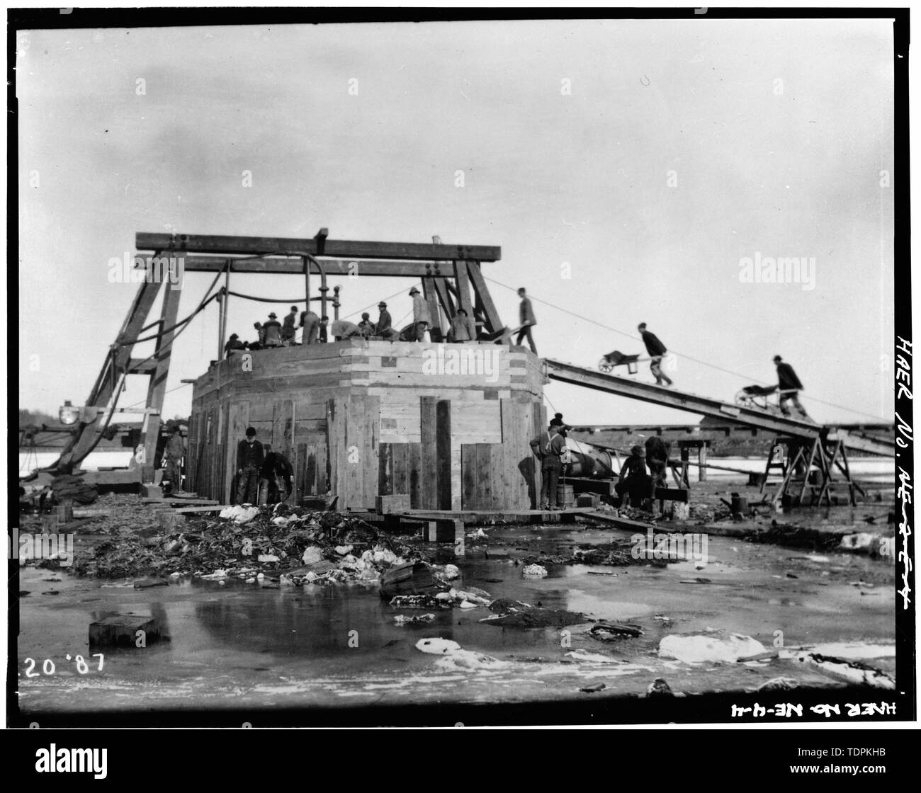 Rulo bridge hires stock photography and images Alamy