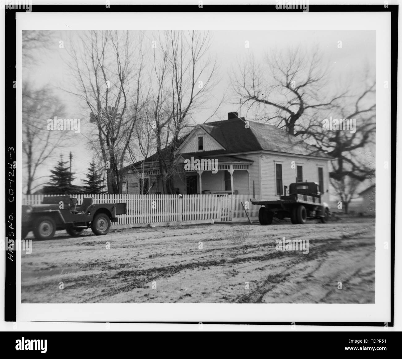 Photographic copy of photograph (ca. 1955, original negative found in Beierle Barn, now on file at New Denver International Airport Office, Stapleton International Ariport, Denver, CO). VIEW OF RESIDENCE AND FARM, LOOKING NORTHEAST. - Beierle Farm, Hudson Road and Ninety-Sixth Avenue, Denver, Denver County, CO Stock Photo