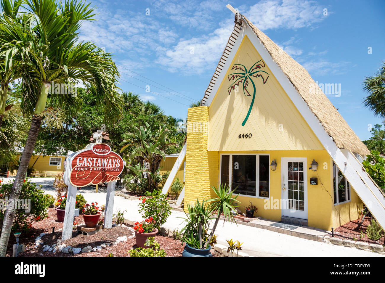 Sanibel Island Florida,Castaways Beach & Bay Cottages,resort,hotel,garden,registration office,Chikee Chickee hut inspired design,thatched roof,vacancy Stock Photo