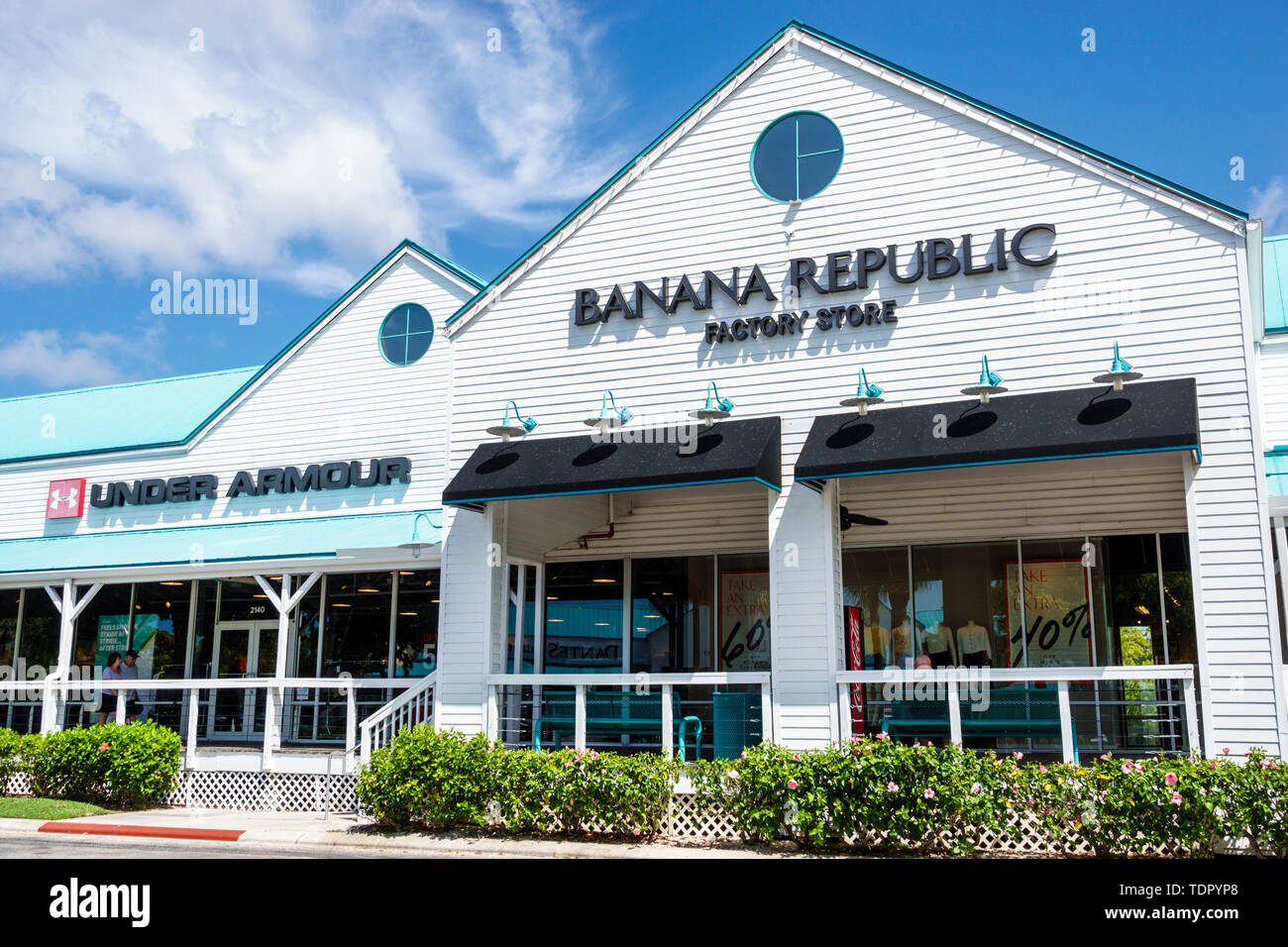 Fort Ft. Myers Florida,Sanibel Outlets Outlet mall,stores,Under Armor,Banana Republic,factory outlet store,exterior,front entrance,FL190510003 Stock Photo