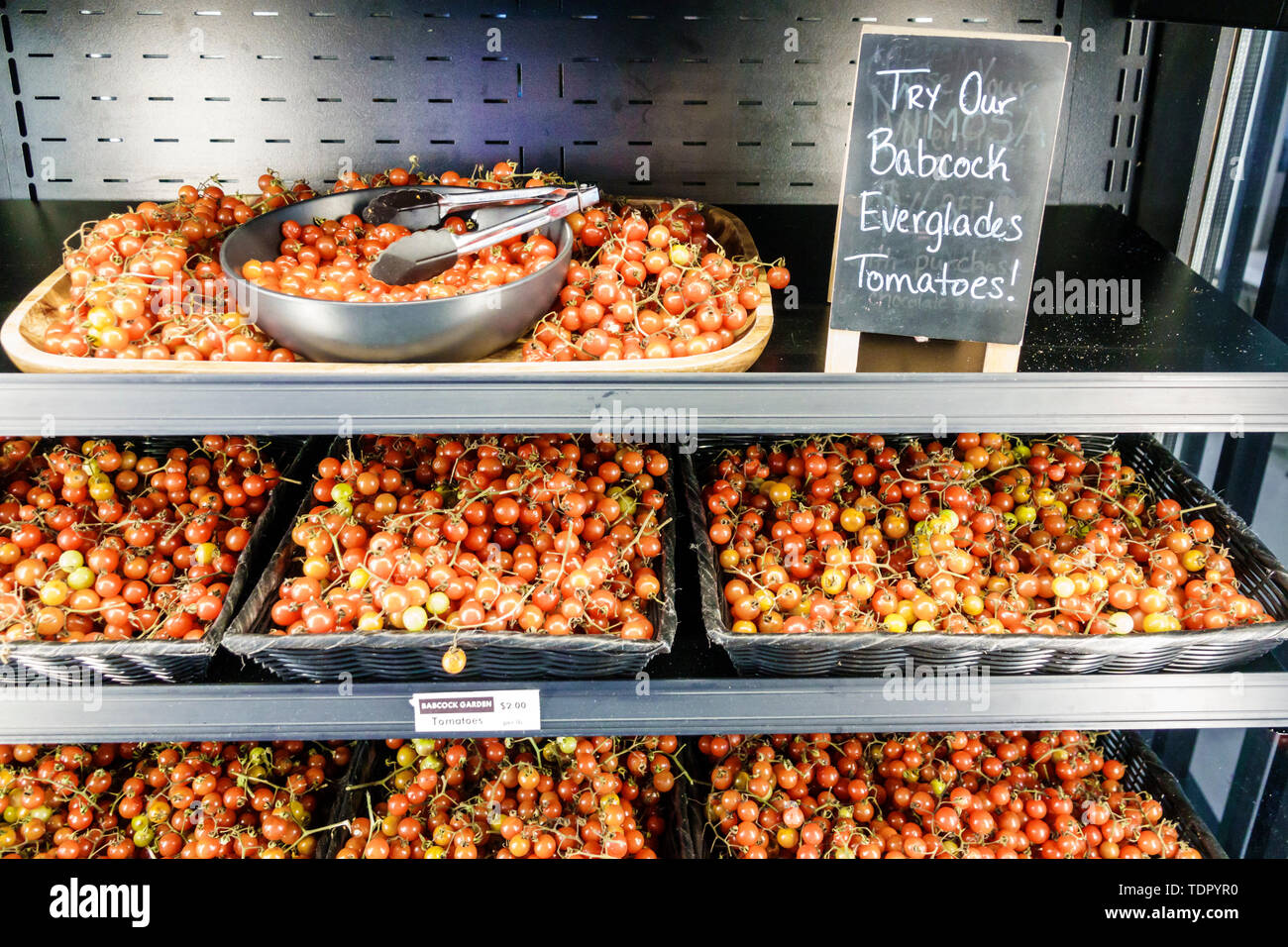 Babcock Ranch Florida,master planned community first solar-powered city,Slater’s Goods & Provisions,market,Everglades tomato,currant tomato,wild nativ Stock Photo