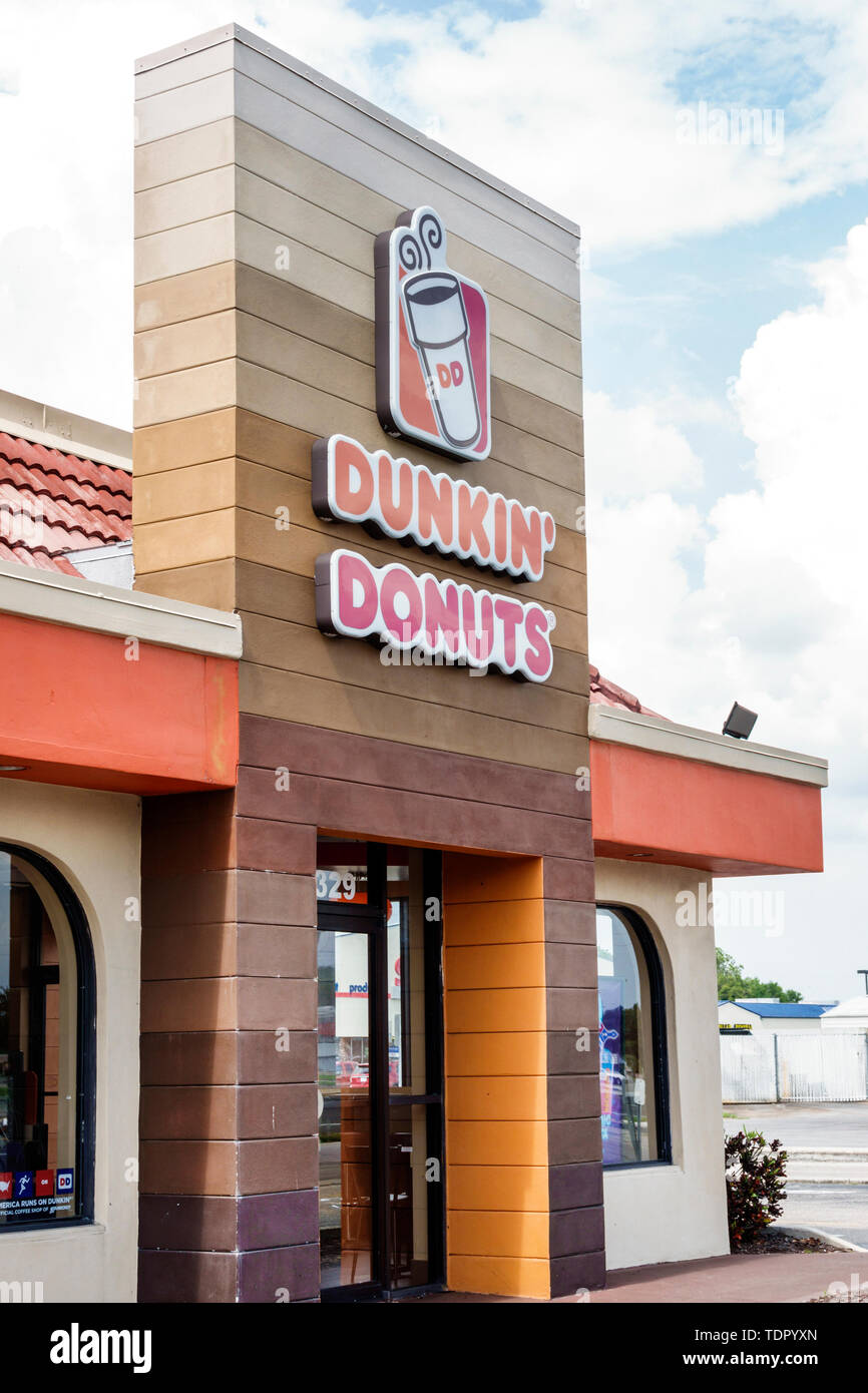 Florida,Arcadia,Dunkin Donuts,coffee shop,quick service restaurant,building,exterior,sign,front entrance,FL190512014 Stock Photo