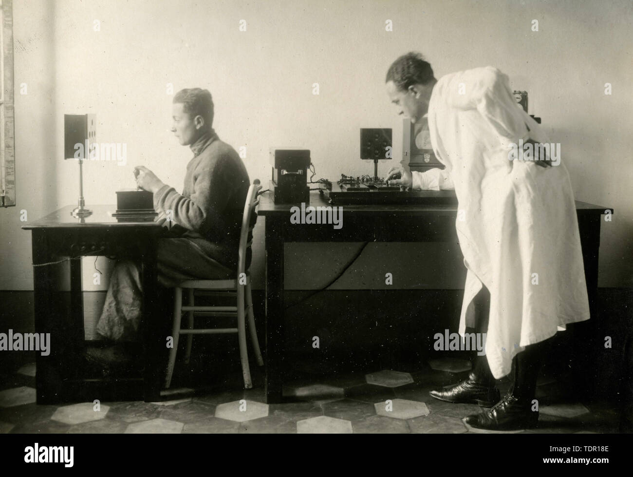 Response time research at the Air Force Medical Laboratory Montecelio, Rome, Italy 1920s Stock Photo