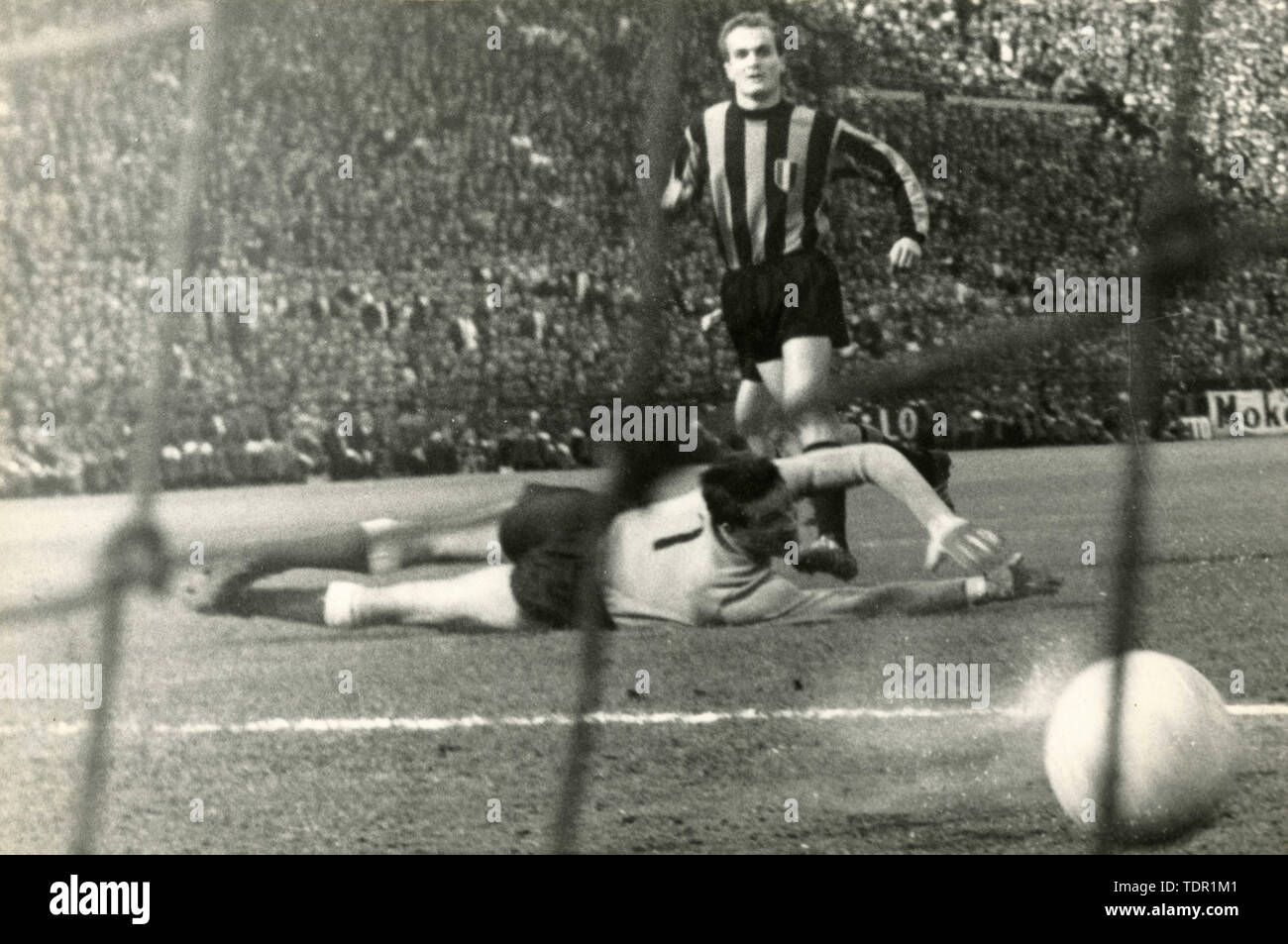 Italian football player Sandro Mazzola scores his first goal, 1964 Stock Photo