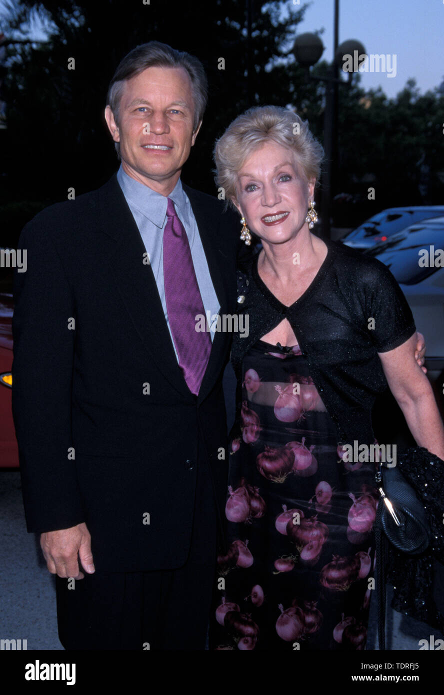 Jun 09, 1999; Los Angeles, CA, USA; Actor/producer MICHAEL YORK & wife ...