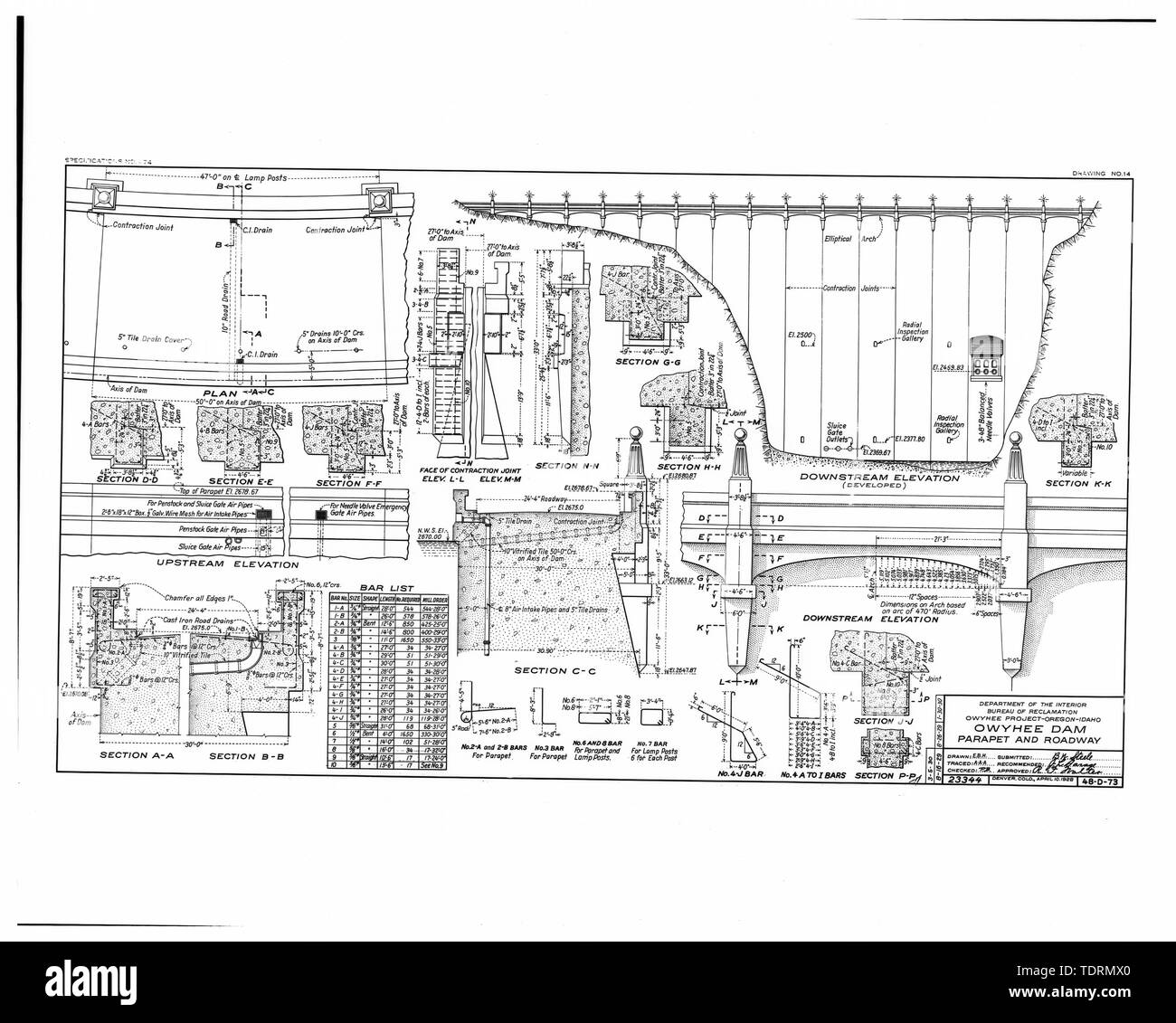Photographic copy of original construction drawing dated April 10, 1928 (from Record Group 115, Denver Branch of the National Archives, Denver). OWYHEE DAM; PARAPET AND ROADWAY. - Owyhee Dam, Across Owyhee River, Nyssa, Malheur County, OR Stock Photo