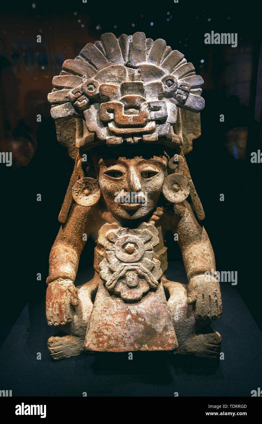 Maya cultural relics Stock Photo Alamy