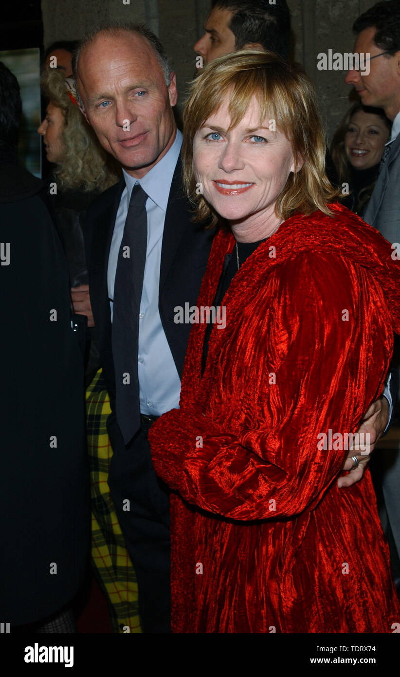 Dec 13, 2001; Beverly Hills, CA, USA;  Actor ED HARRIS & wife actress AMY MADIGAN @ the LA premiere of 'A Beautiful Mind' @ the Samuel Goldwyn Theatre. (Credit Image: © Chris Delmas/ZUMA Wire) Stock Photo
