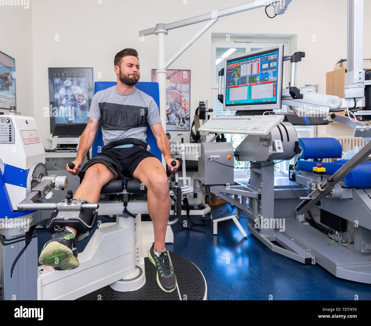 Sports diagnostics hi-res stock photography and images - Alamy