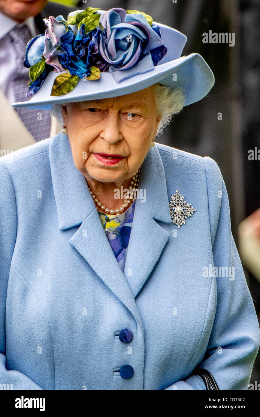 Ascot, UK. 18th June, 2019. King Willem-Alexander and Queen Maxima visit Royal Ascot with Queen Elizabeth, Prince Charles, Camilla Duchess of Cornwall, William and Catherine Duke and Duchess of Cambridge in Ascot, United Kingdom, 18 June 2019. | Credit: dpa/Alamy Live News Stock Photo