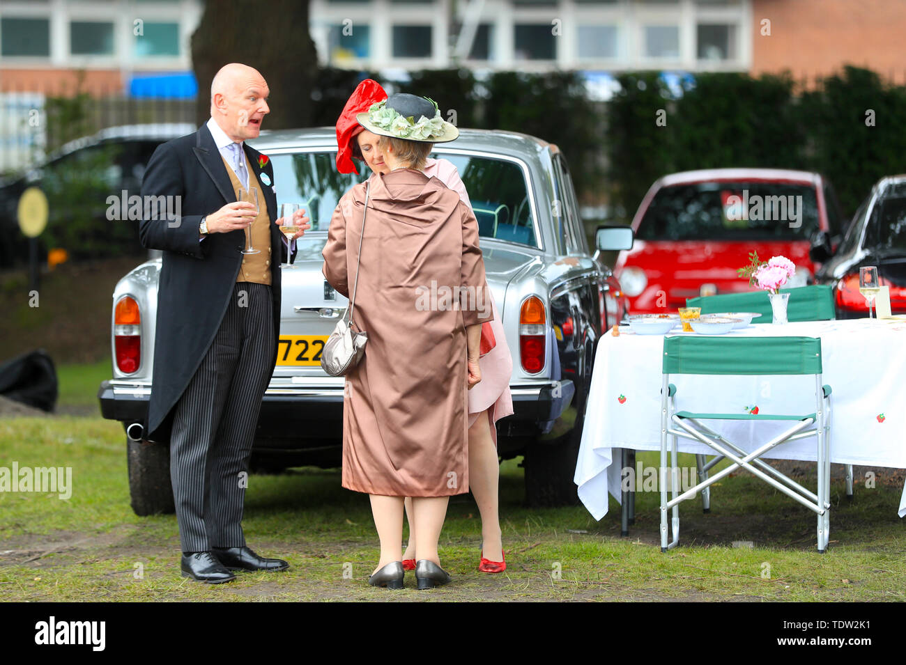 Royal ascot picnic hires stock photography and images Alamy
