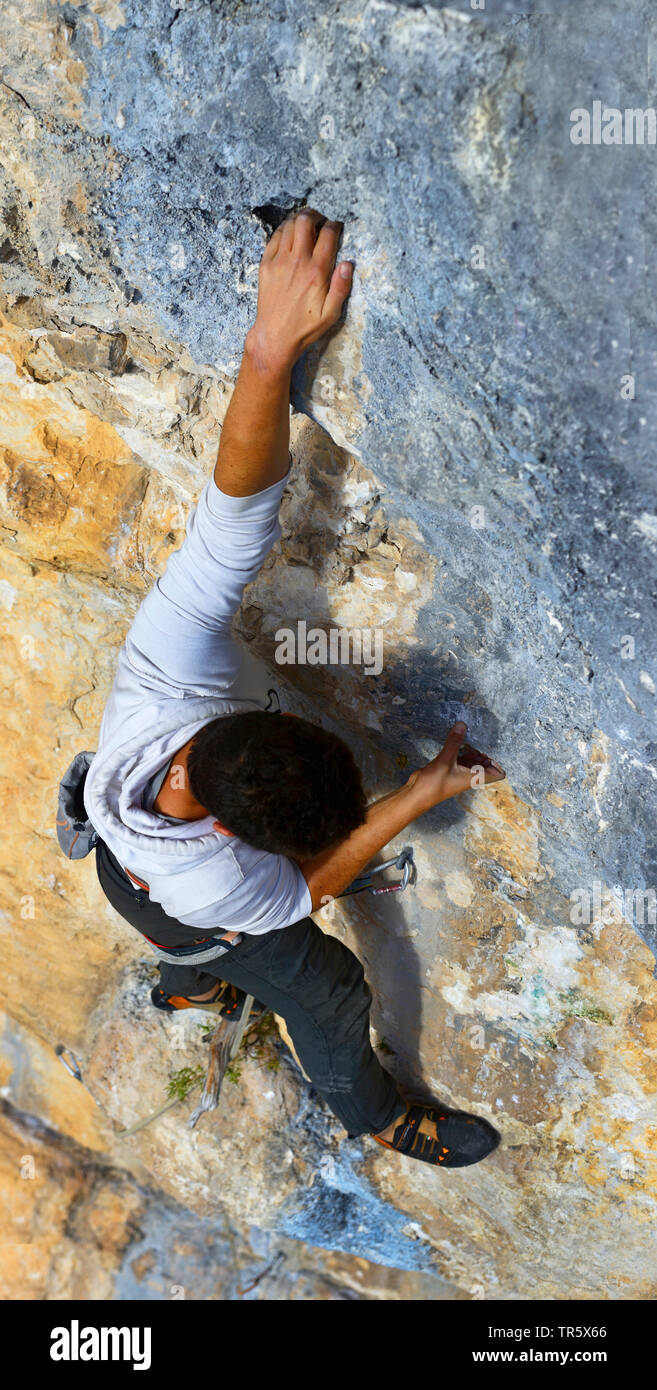 climber at a rock wall in the canyon of Verdon, France, Provence, Canyon Du Verdon Stock Photo