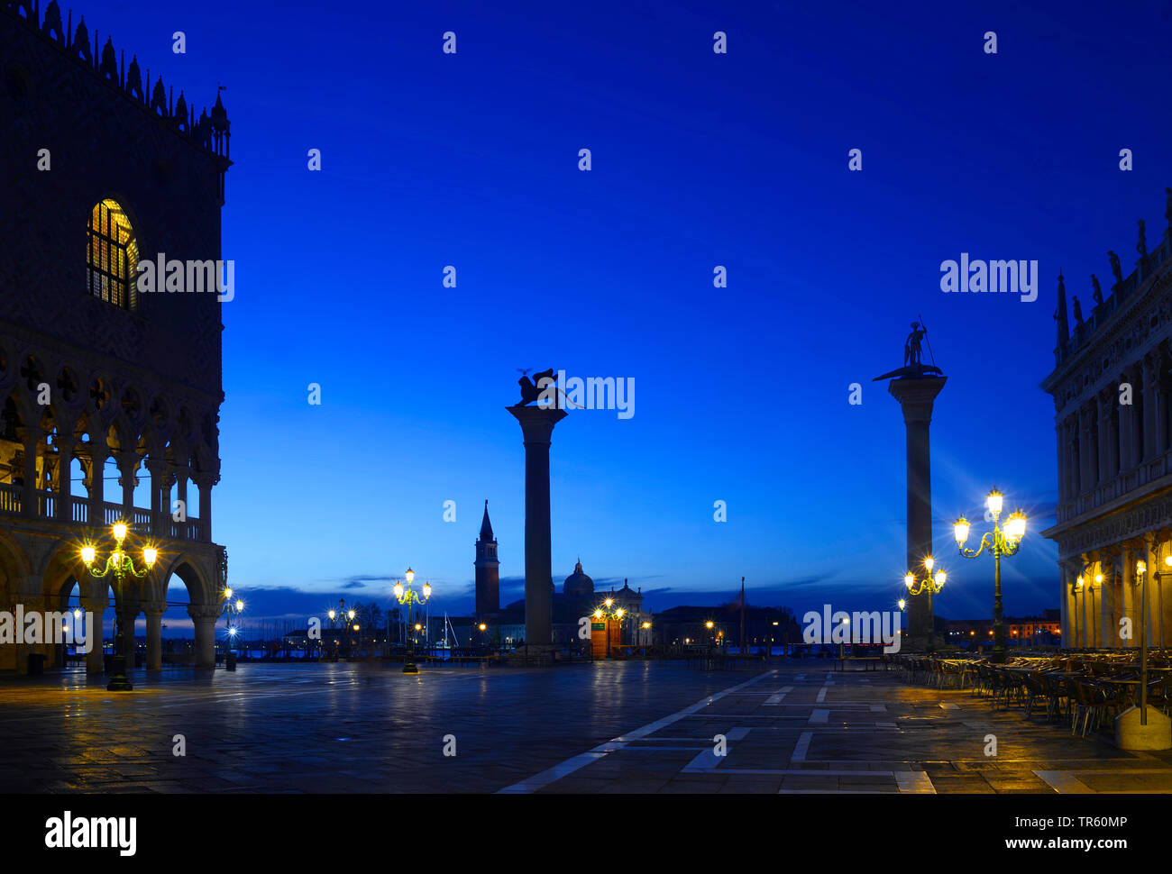 view of island On the left the Doges' palace at the place San Marco in Venice. Italia, Italy, Venice Stock Photo